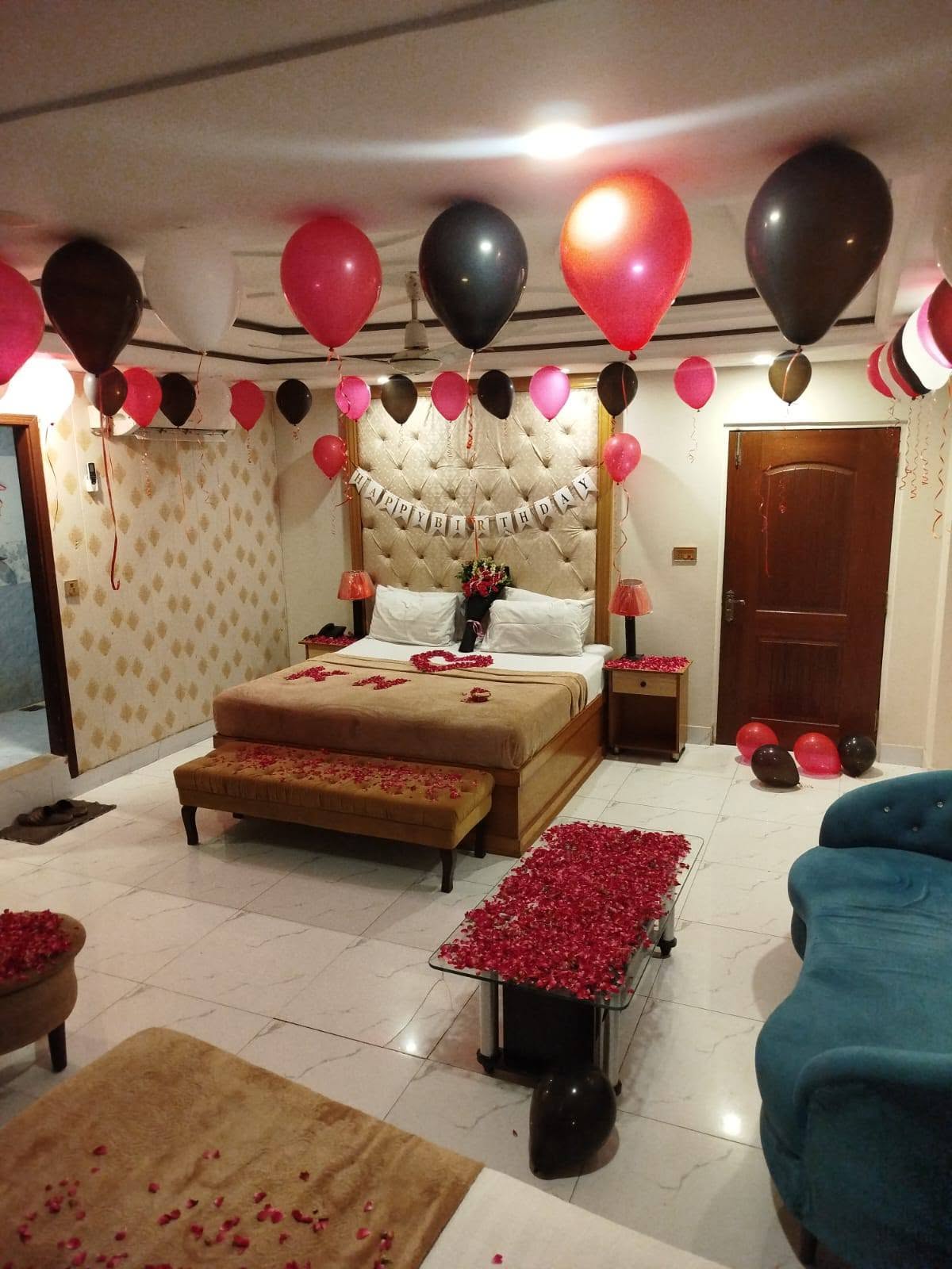 Birthday Room Decoration